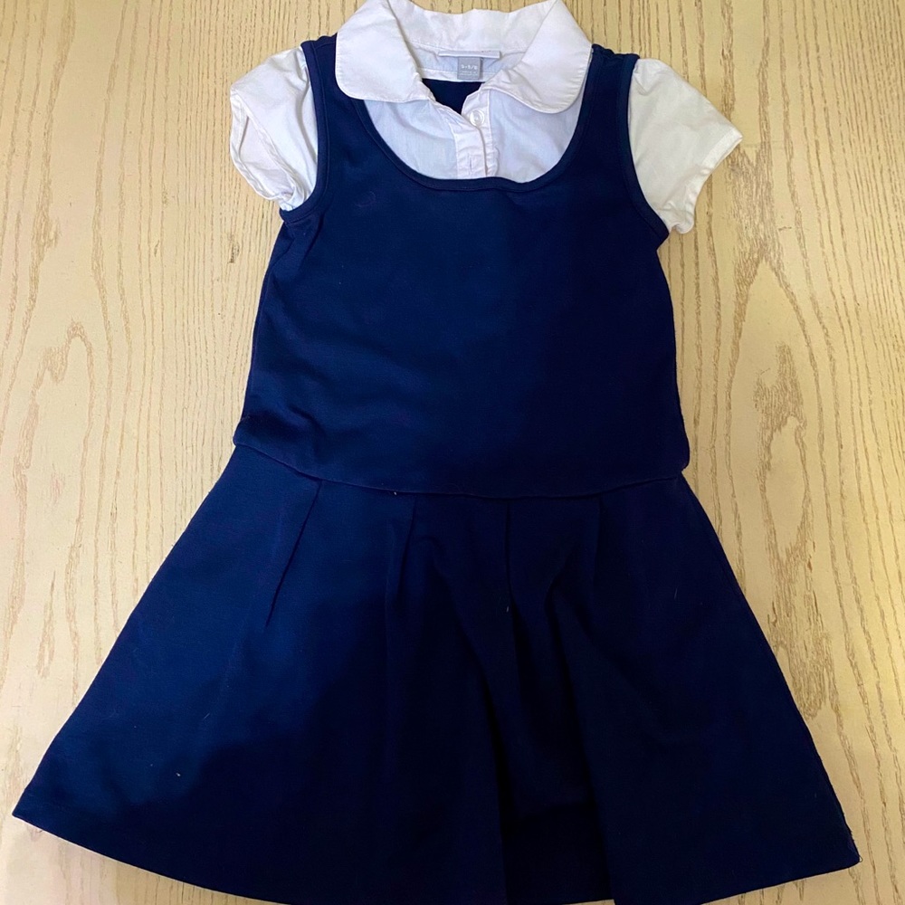 Children’s Place girl uniform dress small 5/6